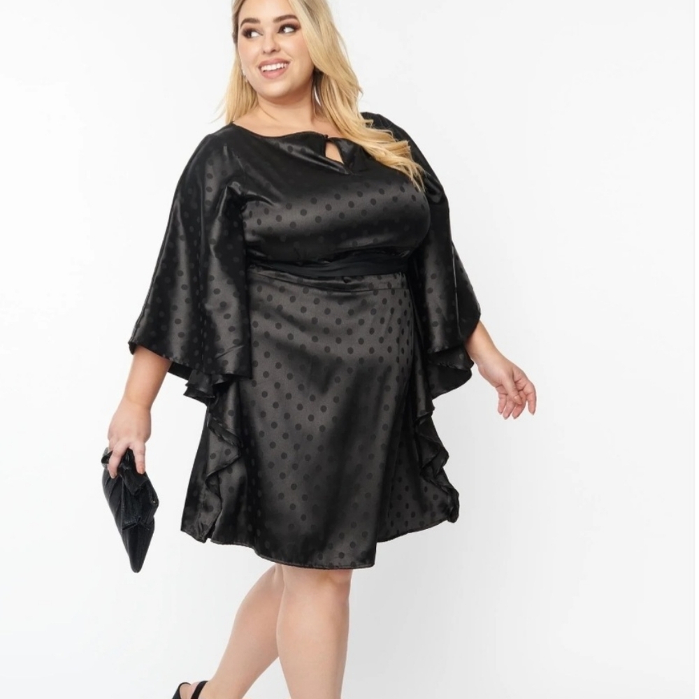 NWT Smak Parlour Plus Size Black Damask Dot Social Climber Caftan
